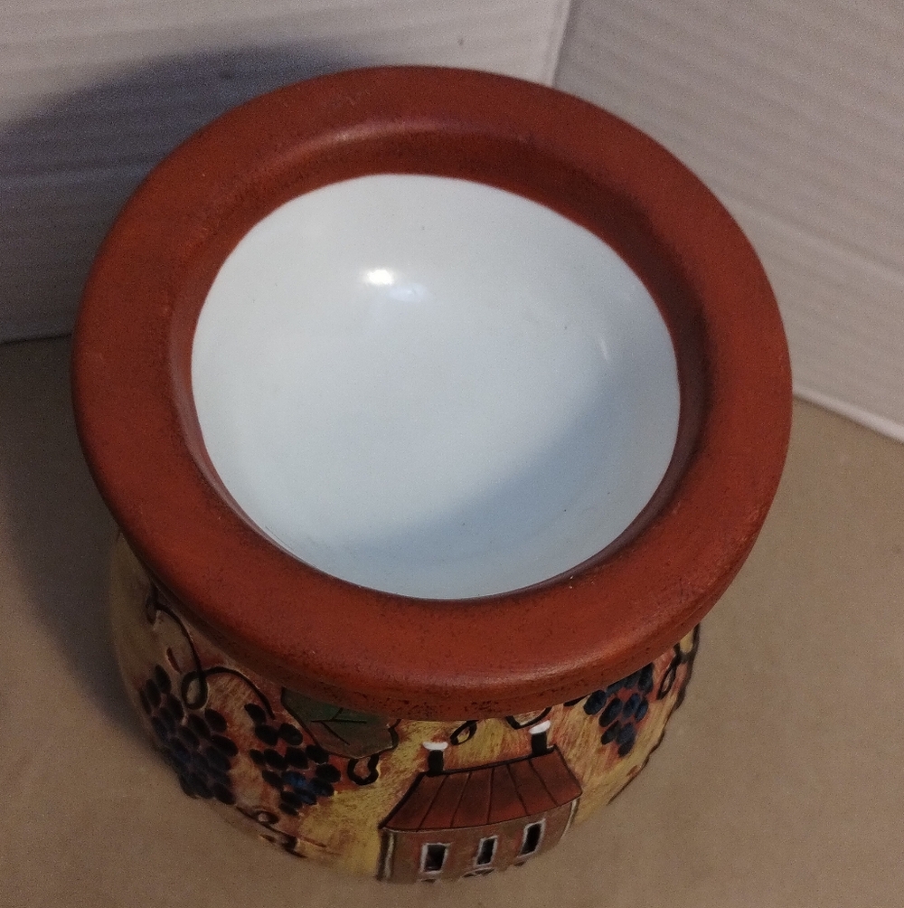 Lang Melting Pot/Wax Warmer  Ceramic Grapevine/House Design - Picture 5 of 10